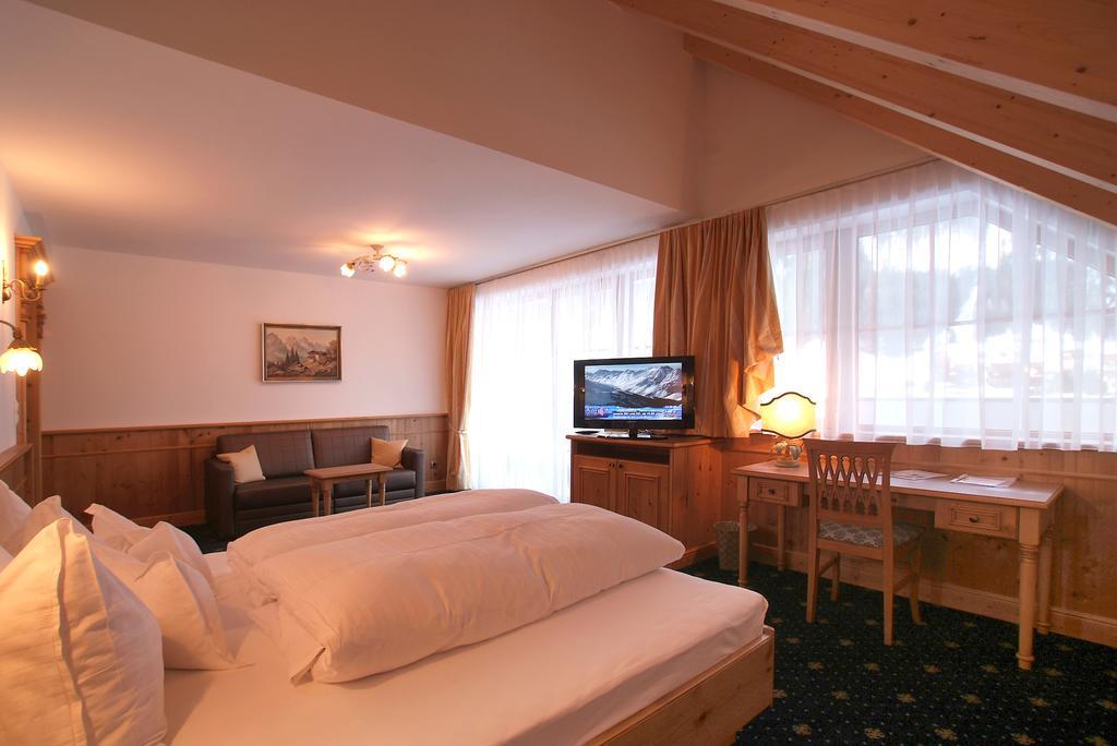Hotel Fatlar Ischgl Esterno foto